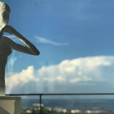 Апартаменты Donna Alba Seaview Penthouse, Casa Ta De Pe Plaja Нептун Экстерьер фото