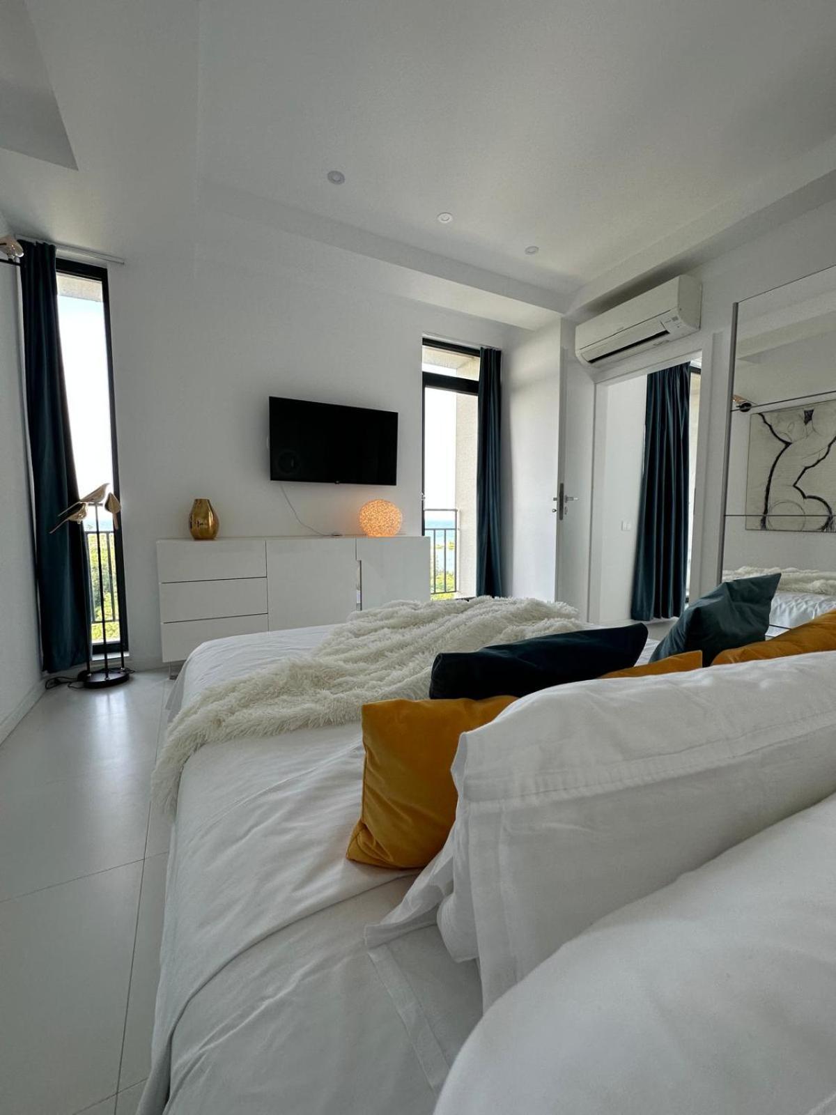 Апартаменты Donna Alba Seaview Penthouse, Casa Ta De Pe Plaja Нептун Экстерьер фото