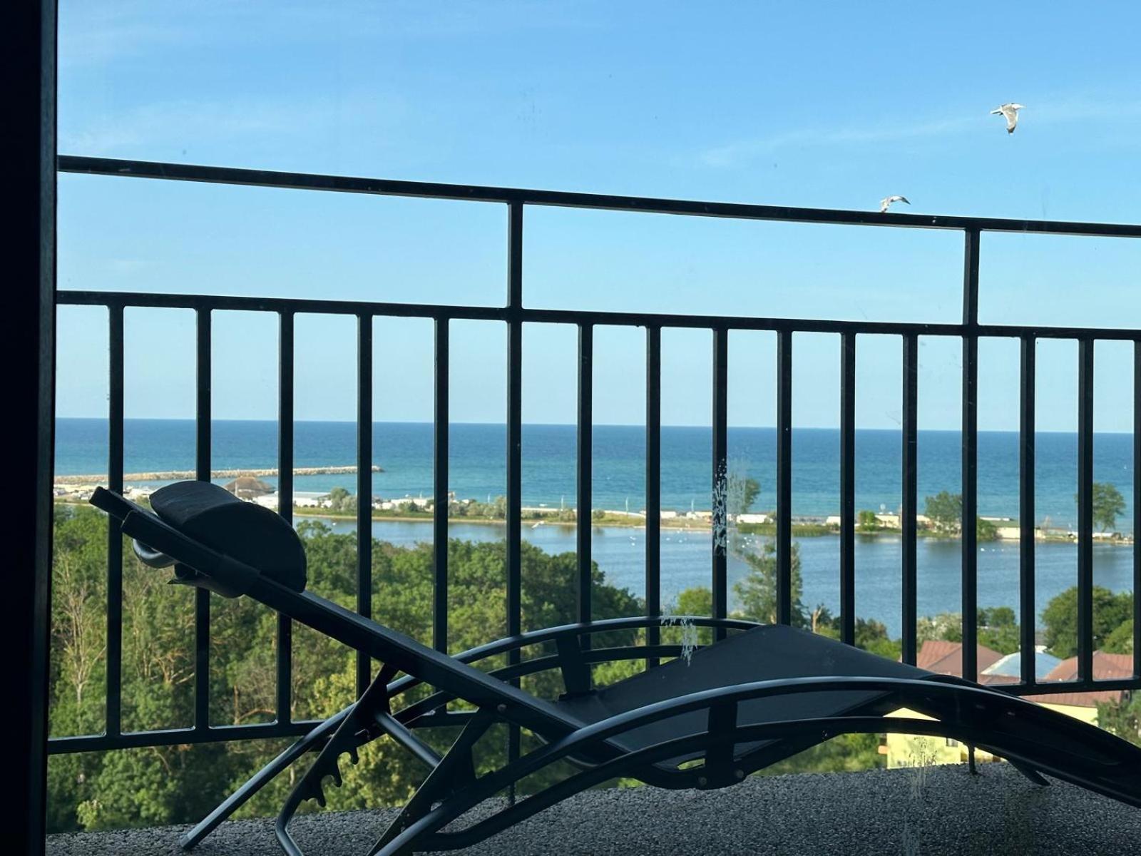 Апартаменты Donna Alba Seaview Penthouse, Casa Ta De Pe Plaja Нептун Экстерьер фото
