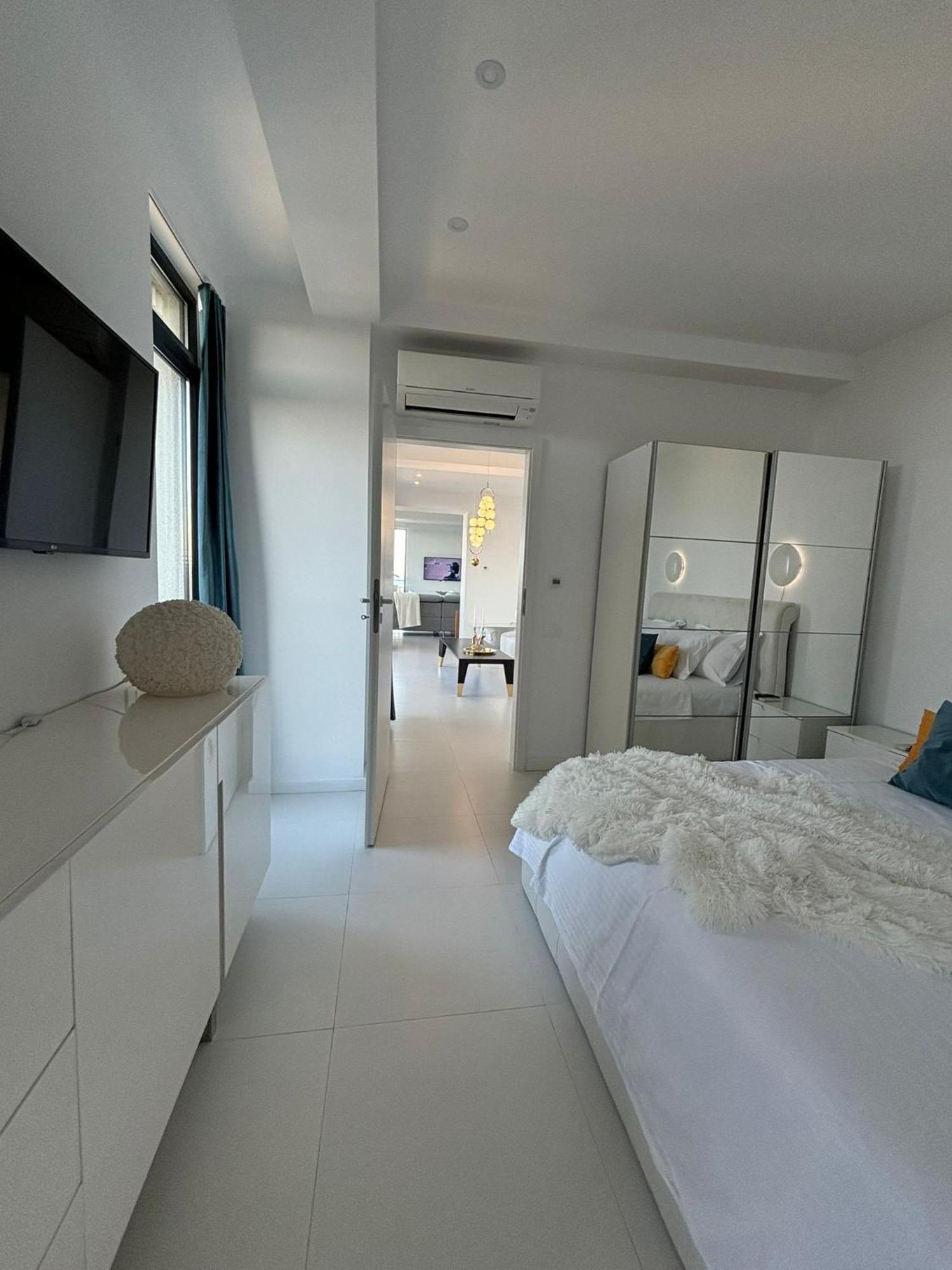 Апартаменты Donna Alba Seaview Penthouse, Casa Ta De Pe Plaja Нептун Экстерьер фото