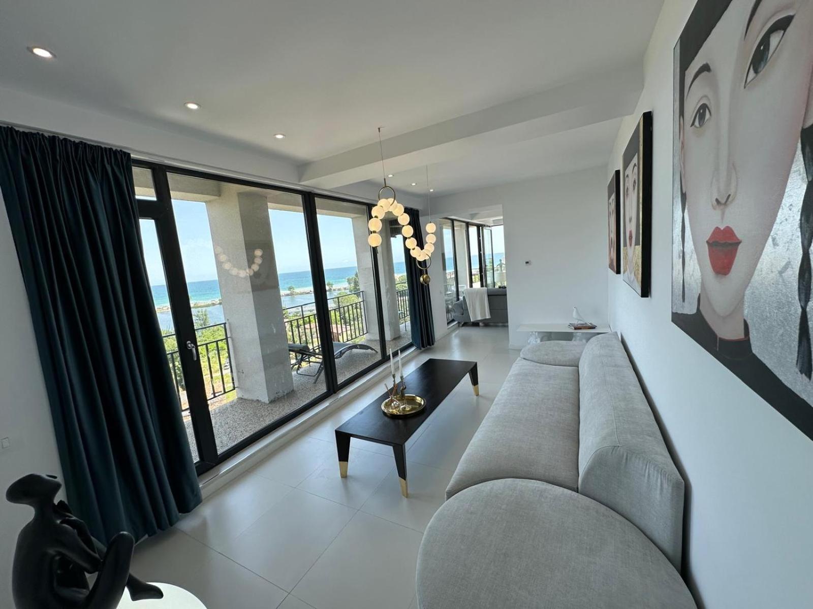 Апартаменты Donna Alba Seaview Penthouse, Casa Ta De Pe Plaja Нептун Экстерьер фото