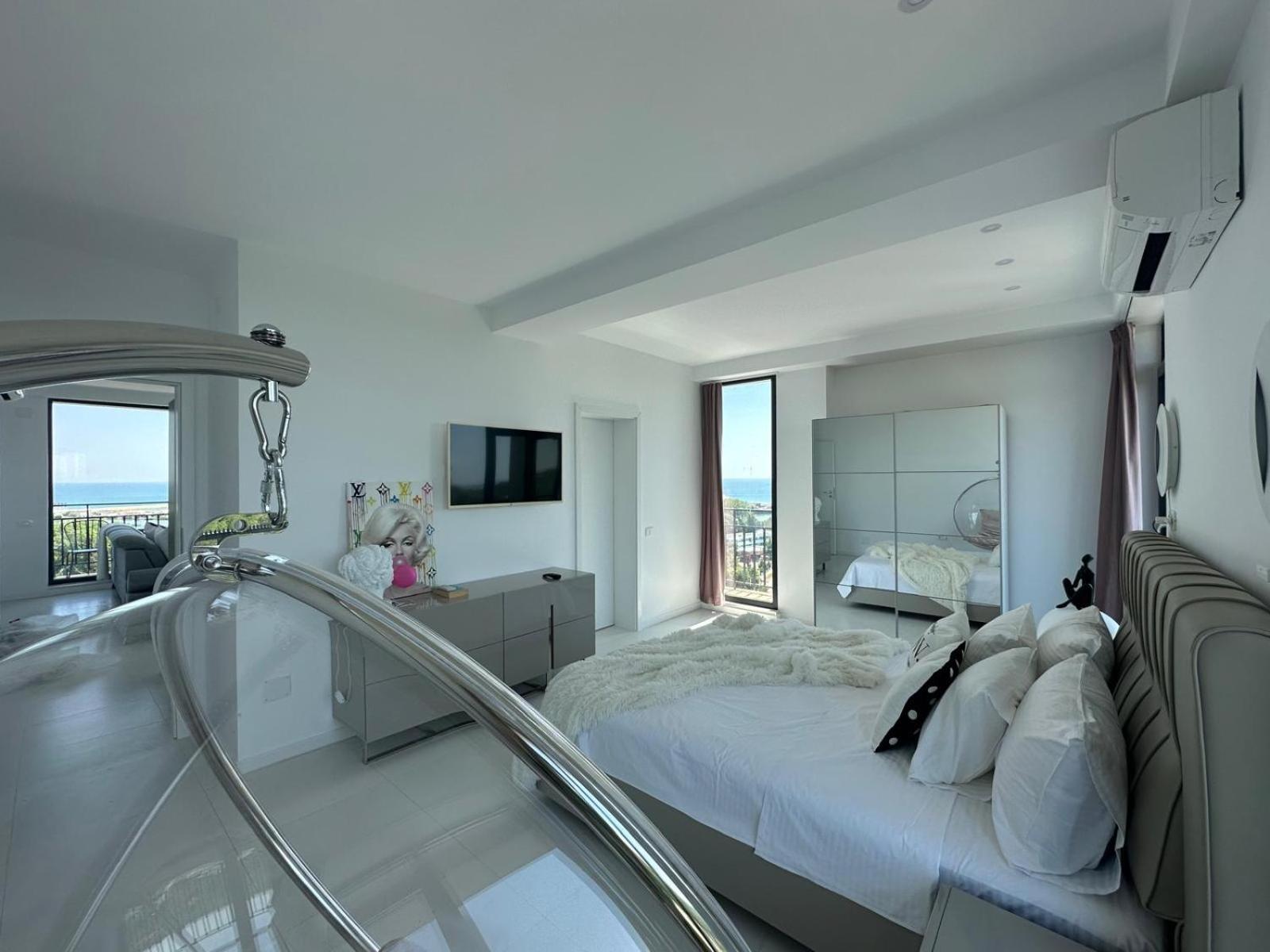 Апартаменты Donna Alba Seaview Penthouse, Casa Ta De Pe Plaja Нептун Экстерьер фото